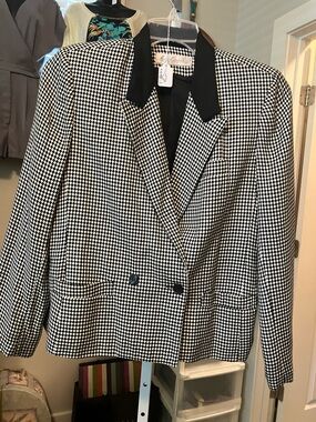 Black & White Houndstooth Double-Breasted Blazer with Black Collar